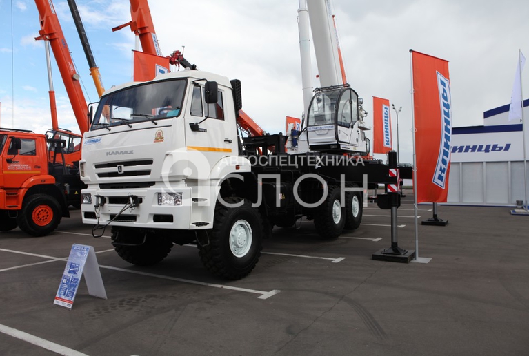 КС-65719-5К на шасси КАМАЗ-65222 Автокран КС-65719-5К на шасси КАМАЗ-65222