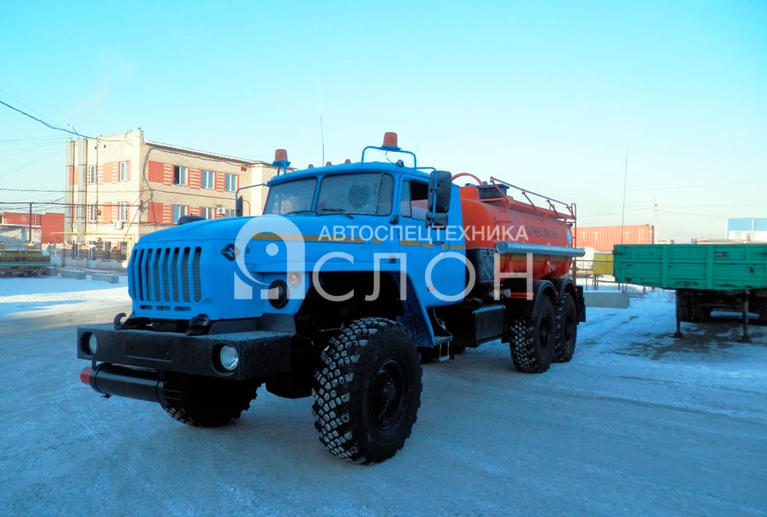 Автотопливозаправщик АТЗ-10 Урал 4320 Автотопливозаправщик АТЗ-10 Урал 4320