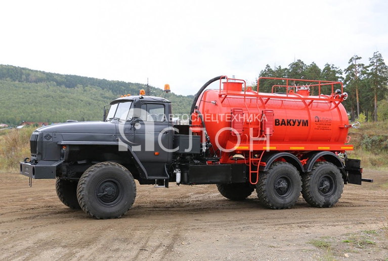 АКН-10ОД на шасси УРАЛ-4320-60(70) Автоцистерна АКН-10ОД на шасси УРАЛ-4320-60(70)