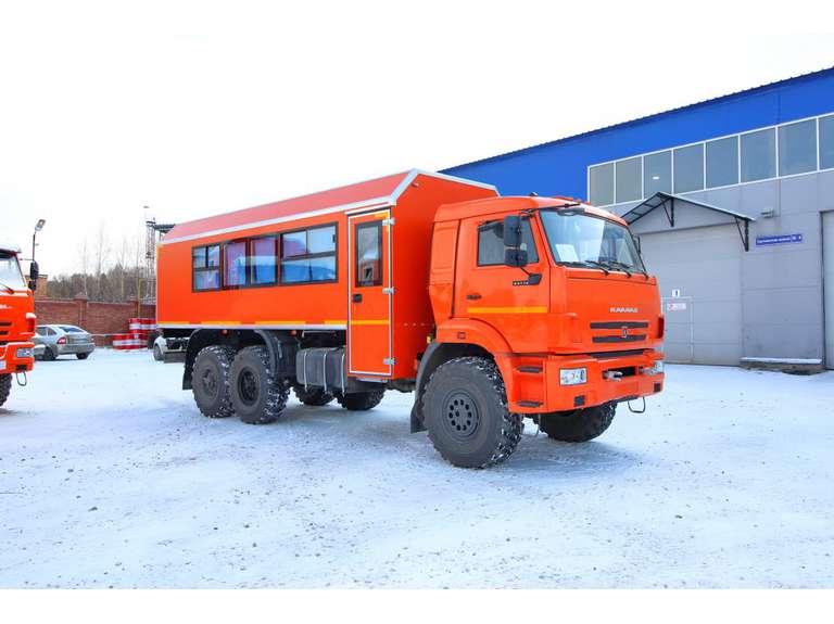 Вахтовый автобус (с грузовым отсеком) КАМАЗ 43118-50 (22 места)