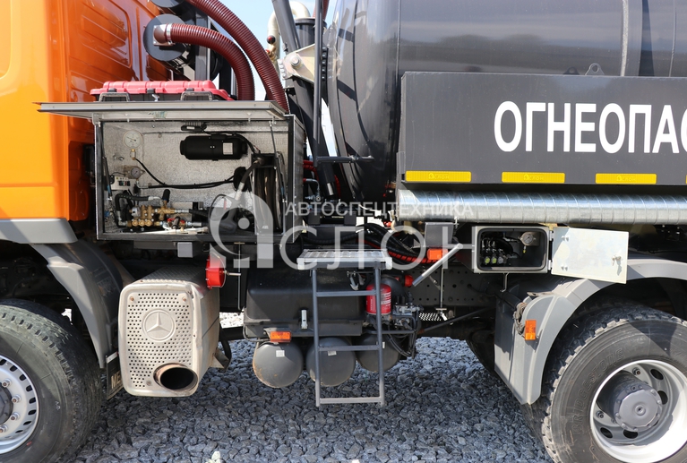 akns-12-на-mercedes-actros-(dl-250-+-comet-13022s)