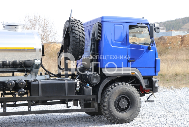 avtocisterna-pishchevaya-acpt-95-na-shassi-maz-631828-8575-052
