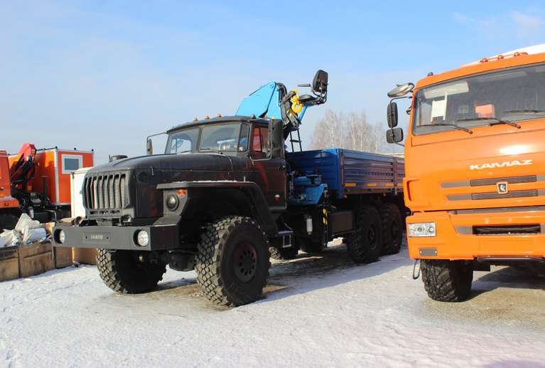 Бортовой Урал 4320 (капотный) с КМУ INMAN ИМ-150