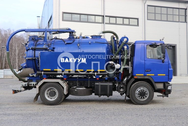 вакуумная илососная машина 4 на 2