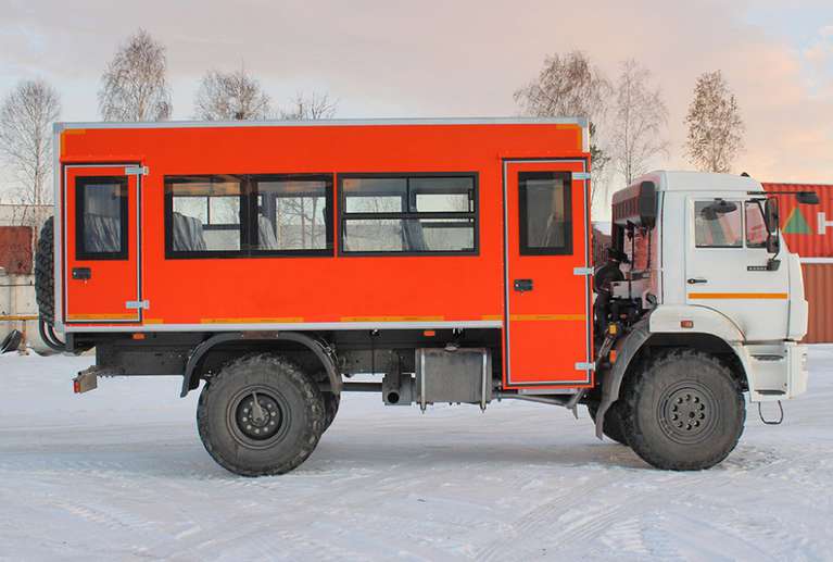 Вахтовый автобус КАМАЗ 43502