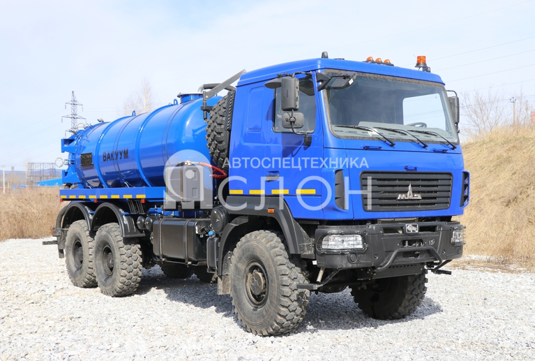 vakuumnaya-mashina-mv-11-na-shassi-maz-631828-8578-052
