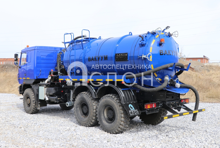 vakuumnaya-mashina-mv-11-na-shassi-maz-631828-8578-052