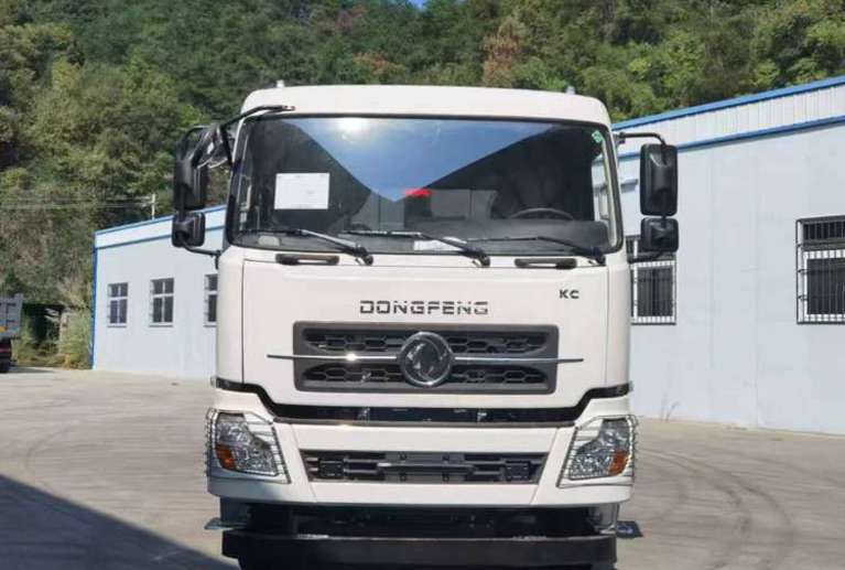 Самосвал DONGFENG DFH3330A80