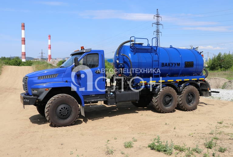 Вакуумная машина МВ-10 на шасси Урал Некст 4320-6952-72
