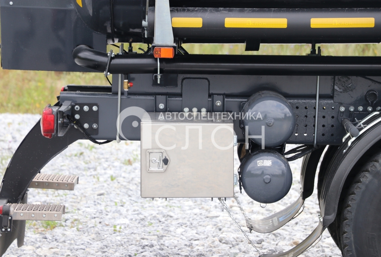 Вакуумная машина МВ-30 на шасси SCANIA