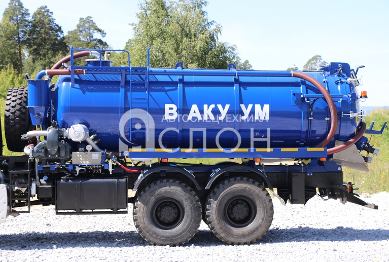 Вакуумная машина МВС-15 на шасси МАЗ 6317F9